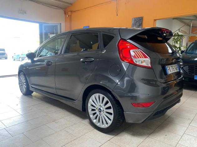 Ford Fiesta 1.5 TDCi 75CV 5 porte ST-Line - Foto 5