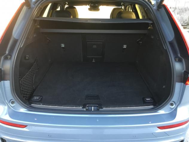 Volvo XC60 B5 (d) AWD AUT. R-DESIGN - Foto 9