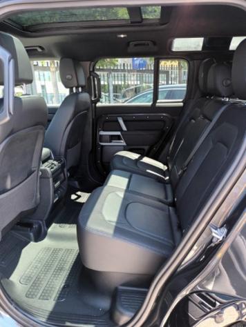 LAND ROVER Defender 110 3000D I6 250CV AWD AUTO X-DYNAMIC SE ITALIA rif. 23931449 - Foto 6