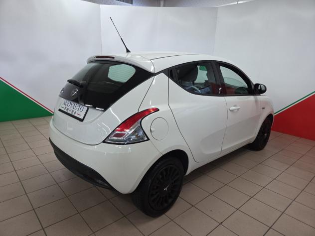 Lancia Ypsilon 1.2 69cv Elefantno - Foto 3