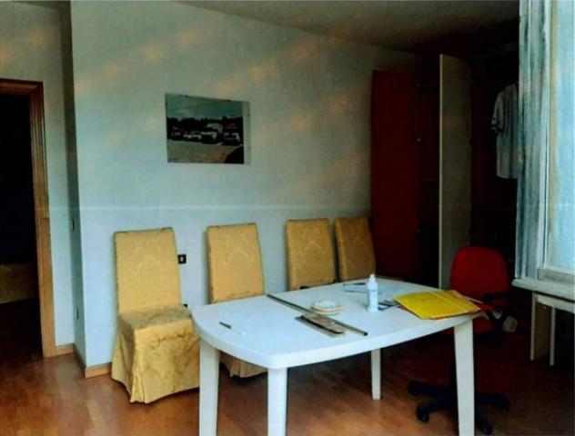 Immobile in asta di 416 m² con più di 5 locali e box auto doppio in vendita a Perugia - Foto 13