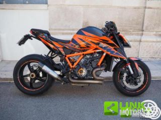 KTM 1290 Super Duke R Naked