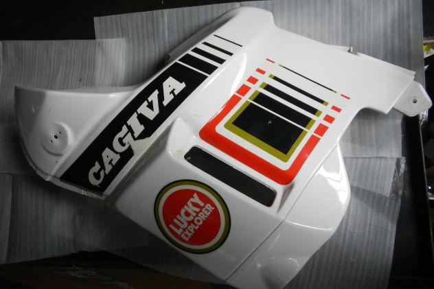 Semicarena fianchetto superiore sinistra Cagiva Elefant 125 Lucky Explorer
