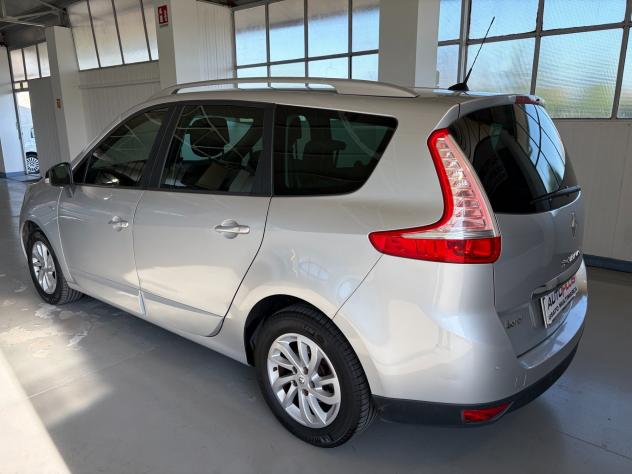 Renault Scenic Grand Scic 1.5 dCi 110CV Limited 7posti - Foto 7