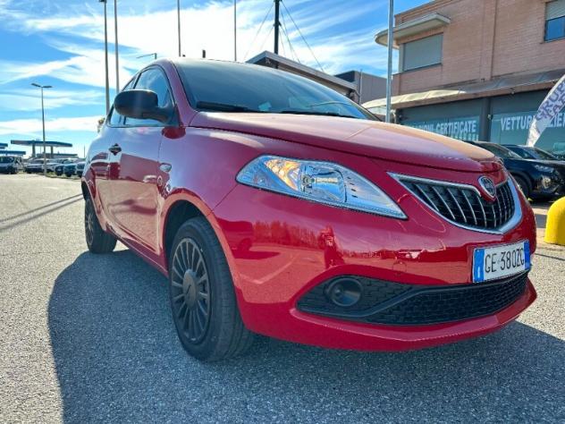 LANCIA Ypsilon 3ª serie Ypsilon 1.0 FireFly 5 porte S&S Hybrid Ecochic Silver - Foto 4