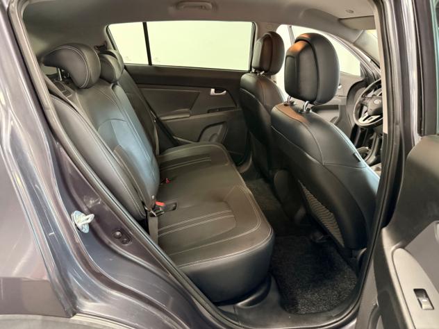 Kia Sportage 1.7 CRDI VGT 2WD high tech - Foto 10