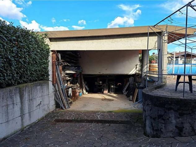 Immobile in asta di 394 m² con più di 5 locali e box auto in vendita a Lonate Ceppino - Foto 2