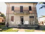 Casa indipendente di 300 m² con più di 5 locali e box auto in vendita a Ost &hellip;
