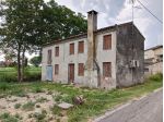 Casa singola, con terreno esclusivo, da ristrutturare (V-CS.88)
