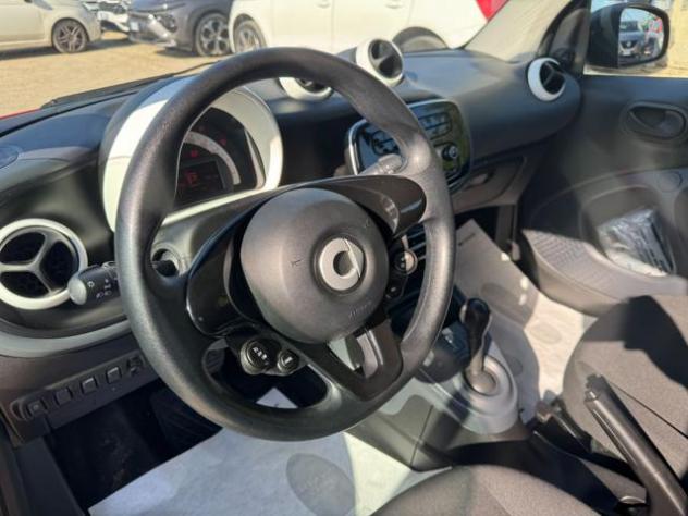 SMART ForTwo 1.0cc 71cv AUTOMATICA CRUISE CONTROL rif. 24208909 - Foto 4