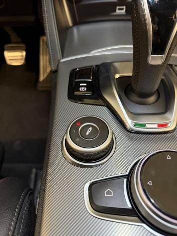 Alfa Romeo Stelvio 2.0 T 280 CV Tributo Italiano AT8 Q4 - Foto 10