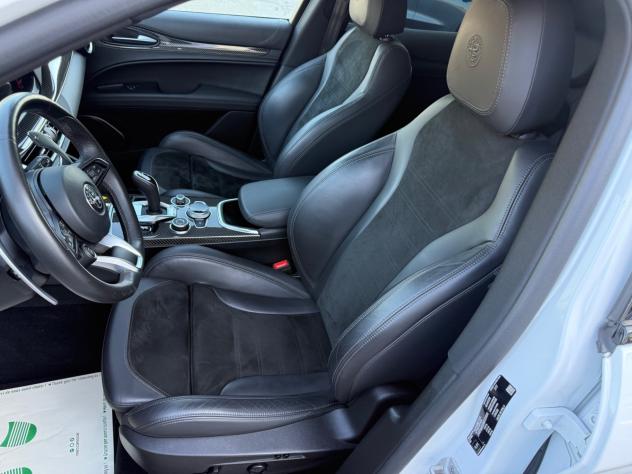 Alfa Romeo Stelvio 2.2 210 CV AT8 Q4 Veloce T - Foto 10
