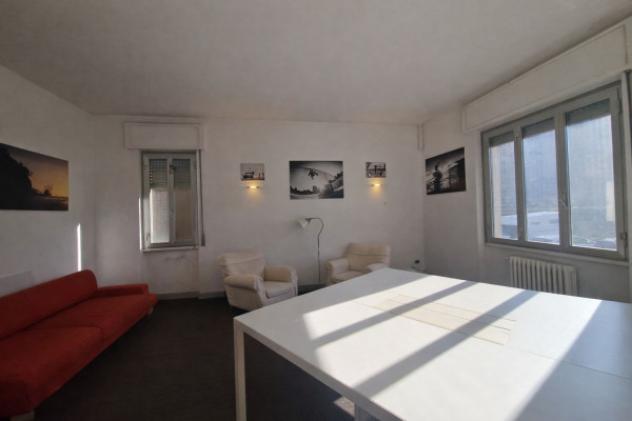 Immobile di 2700 m² con più di 5 locali in vendita a Pero - Foto 16
