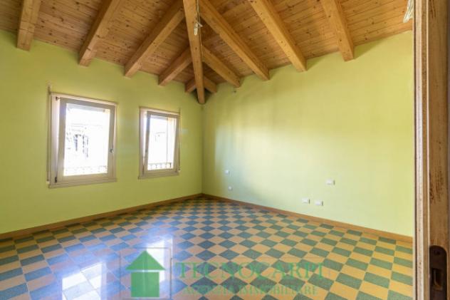 Villa di 350 m² con più di 5 locali e box auto doppio in vendita a Carpi - Foto 20