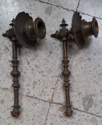 candelieri in coppia di metallo 34x9