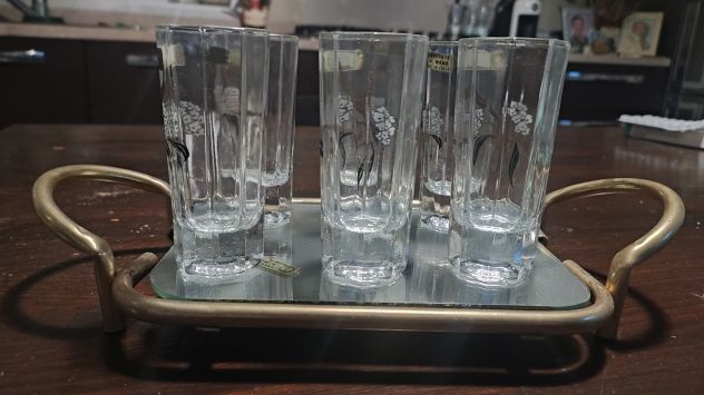 Vassoio vintage con 6 bicchieri in vetro - Foto 3