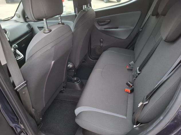 LANCIA YPSILON 1.2 ECOCHIC GPL CASA MADRE 69 CV - Foto 10
