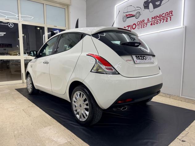 Lancia Ypsilon 1.3 MJT 95Cv - Foto 9