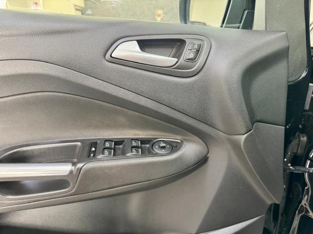 Ford C-Max 1.5 TDCi 120CV Titanium 2018 - Foto 10