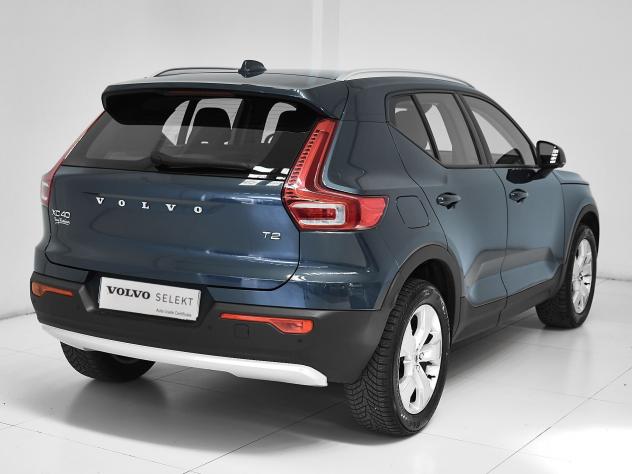 Volvo XC40 T2 automatico Momentum Pro - Foto 4