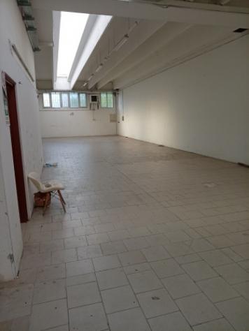 Immobile di 278 m² con 2 locali in affitto a Novi di Modena - Foto 2