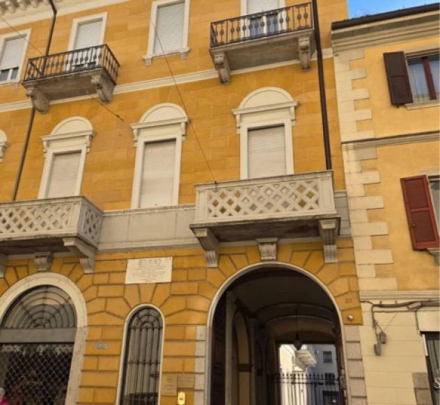 Immobile in asta di 340 m² con più di 5 locali in vendita a Novara - Foto 4