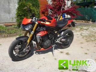 TRIUMPH Speed Triple 1200 RS rif. 24056175