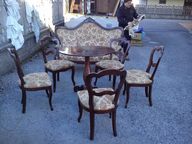Vendo salottino della nonna primi del 900