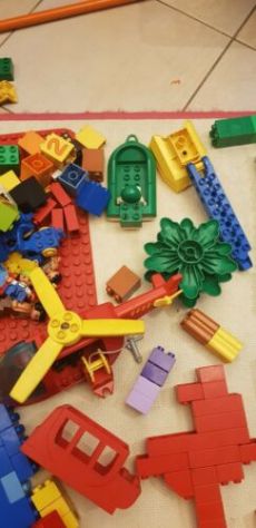 lego originale centinaia di pezzi come nelle foto - Foto 5