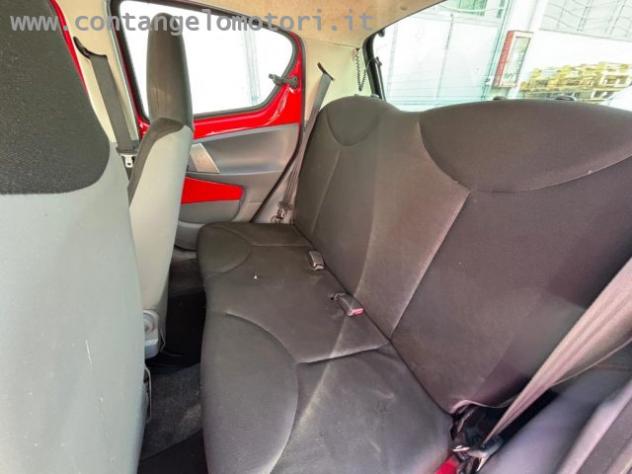 TOYOTA Aygo 1.0 12V VVT-i 5 porte rif. 24105185 - Foto 6