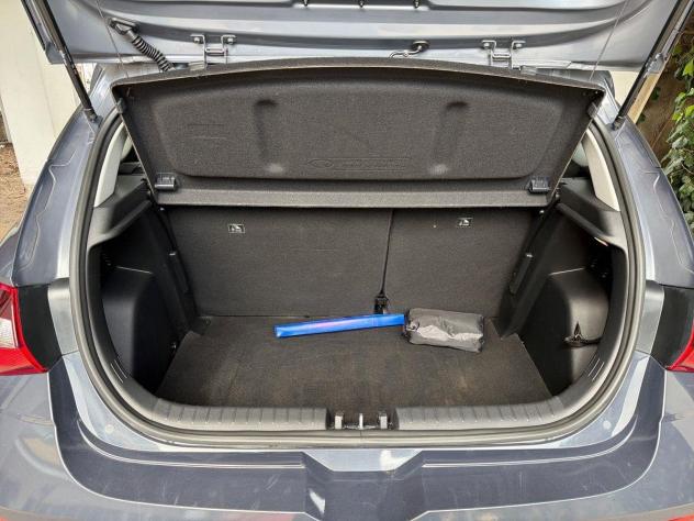 Hyundai i20 1.2 MPI 79cv ConnectLine - Foto 5