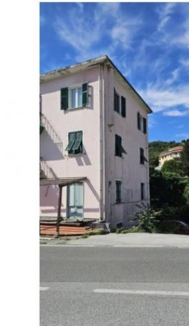 Immobile in asta di 84 m², box auto in vendita a Serra Riccò - Foto 2