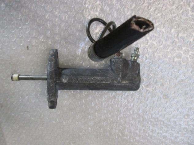 357721261A CILINDRETTO POMPA FRIZIONE VOLKSWAGEN GOLF 3 2.0 B 110KW 5M 3P (1993) RICAMBIO USATO