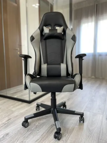 Sedia da Gaming con Altezza Regolabile e Schienale
