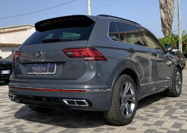 Volkswagen Tiguan R-Line 2.0 TDI 150CV DSG - Foto 4