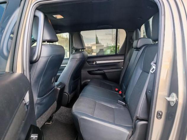 TOYOTA Hilux 2.8 D A/T 4WD 4 porte Double Cab Invincible rif. 23911322 - Foto 8