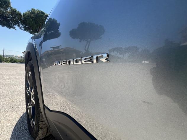 Jeep Avenger 1.2 Turbo Summit - Foto 5