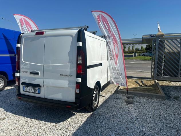 Renault Trafic T27 2.0 dCi 120CV PC-TN Furgone - Foto 6