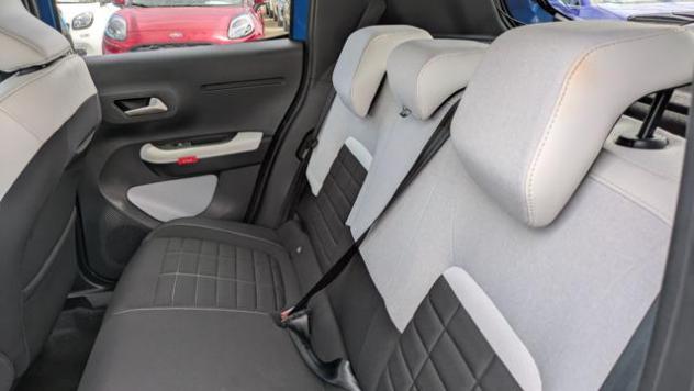 CITROEN C3 1.2cc 100cv LANE ASSIST ANDROID/CARPLAY rif. 23627947 - Foto 5