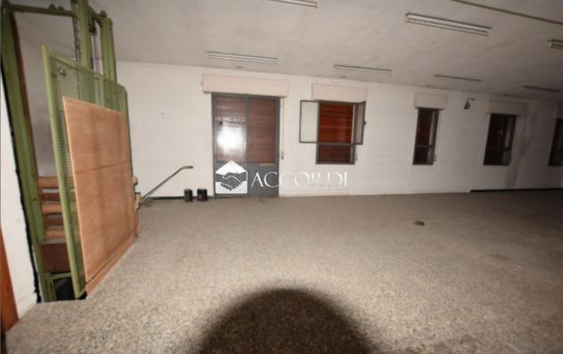 CASA INDIPENDENTE di 11 vani e di 1149 mq (FARRA DI SOLIGO) rif. BL018 - Foto 10