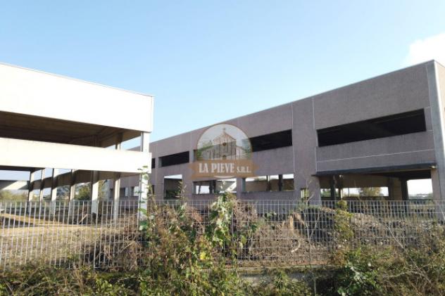 Immobile di 1500 m² in affitto a Pozzolo Formigaro - Foto 5