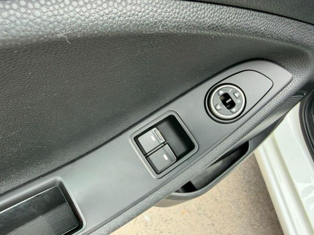HYUNDAI - i20 - 1.2 5p. Connectline - Foto 10