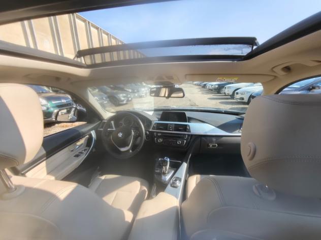 Bmw 320 320d xDrive Touring Luxury Automatica - Foto 7