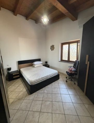 ARDEA BILOCALE ARREDATO CON GIARDINO PRIVATO CONDOMINIO INCLUSO