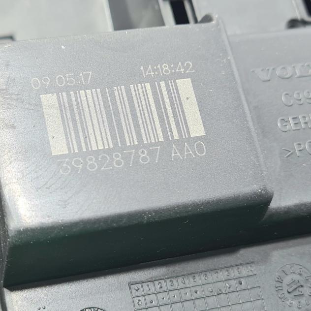 PLAFONIERA A LED VOLVO V40 Serie 39828787 (16) - Foto 8