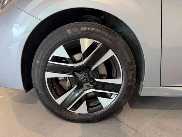 PEUGEOT 208 PureTech 100 Stop&Start 5 porte Allure rif. 23811786 - Foto 9