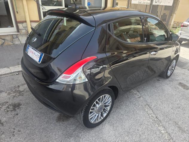LANCIA YPSILON 1.2 BENZINA 70 CV SOLI KM 56000 CERTIF - Foto 2