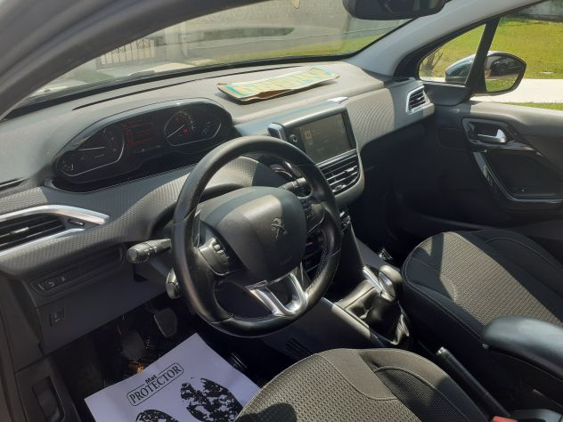Peugeot 208 Allure 1.6 Hdi 75 cv.NAVI.RETROCAMERA.Euro 6B.MOLTO BELLA - Foto 6