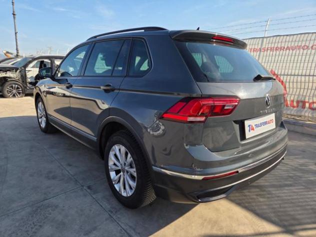 VOLKSWAGEN Tiguan 2.0 TDI 150 CV SCR DSG Life rif. 24156735 - Foto 3