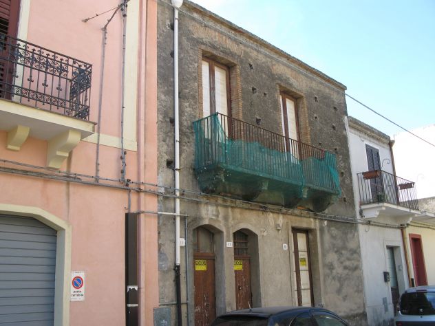 Fiumefreddo centro casa singola con terreno - Foto 2